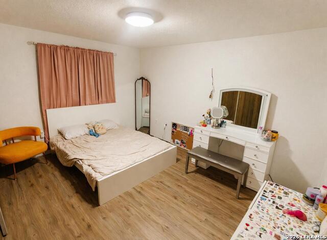 Image 17 of 22 For 5819 Pineway St