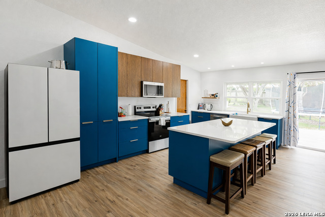 Image 6 of 22 For 5819 Pineway St