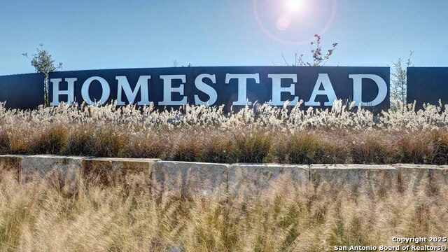 Listing photo id 5 for 3134 Bee Hill