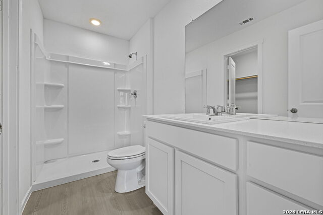 Image 19 of 23 For 12711 Kathleen St