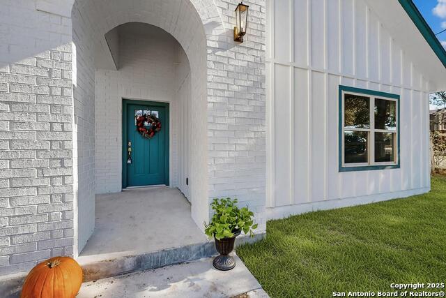 Image 4 of 48 For 514 Contour  