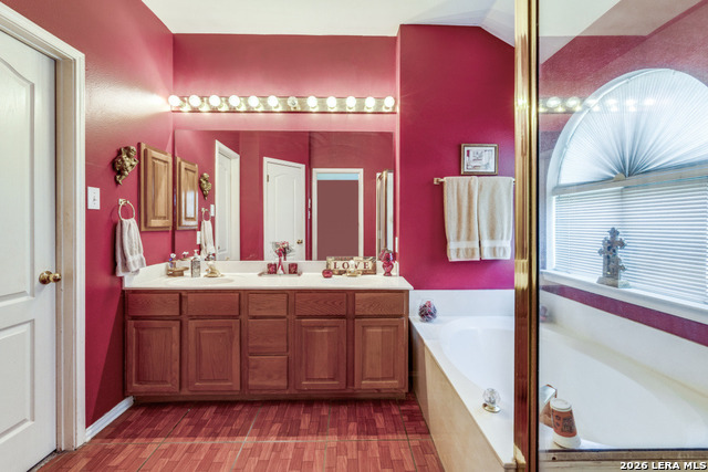 Image 13 of 22 For 16542 Redland Rnch