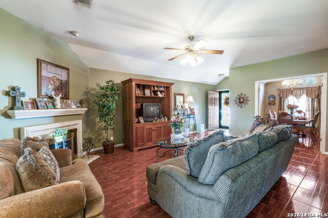 Image 5 of 22 For 16542 Redland Rnch