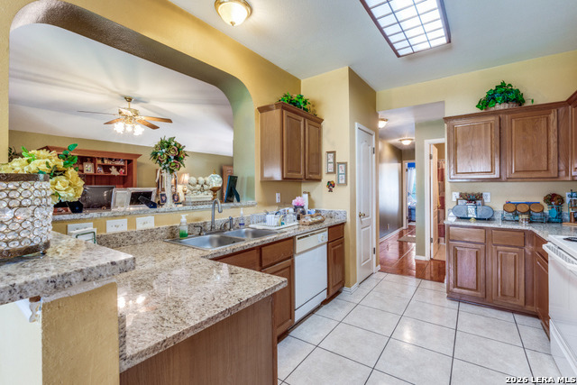 Image 9 of 22 For 16542 Redland Rnch