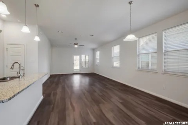 Image 4 of 23 For 11531 Lightning Way