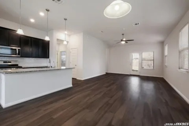 Image 9 of 23 For 11531 Lightning Way