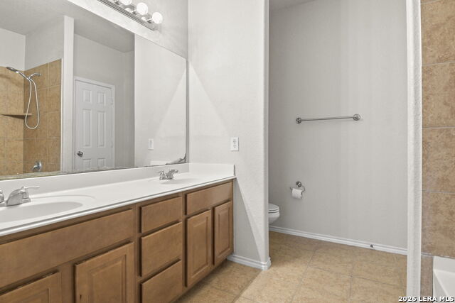 Image 19 of 30 For 7818 Rain Shr