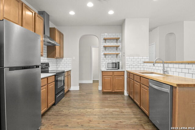 Image 7 of 30 For 7818 Rain Shr