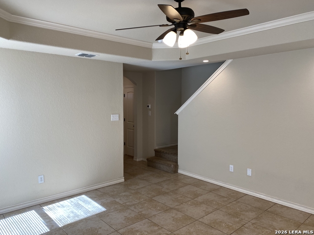 Image 10 of 42 For 6870 Lakeview Dr