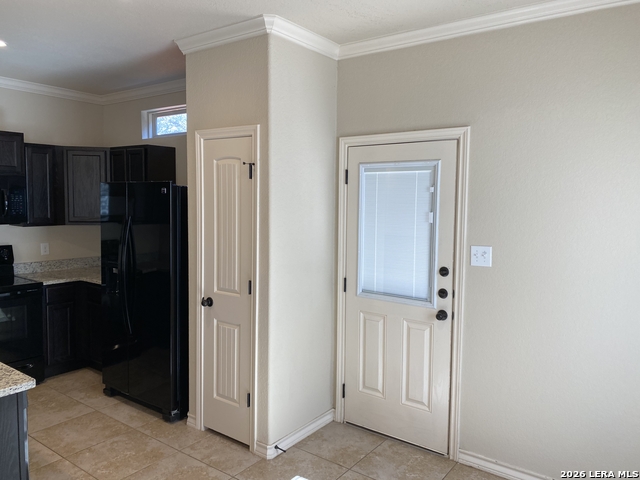 Image 13 of 42 For 6870 Lakeview Dr