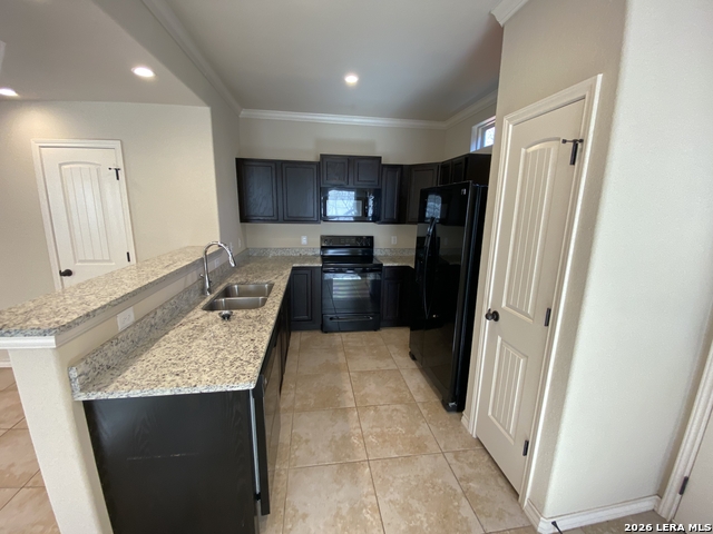 Image 17 of 42 For 6870 Lakeview Dr