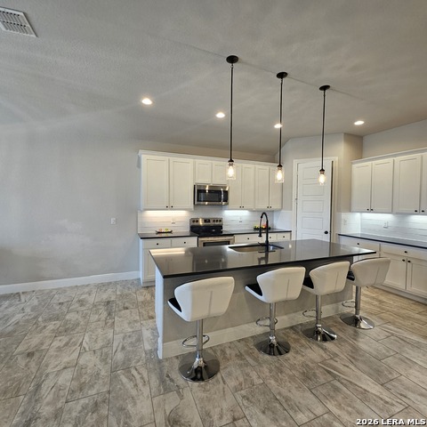 Image 41 of 47 For 137 Medium Meadow W