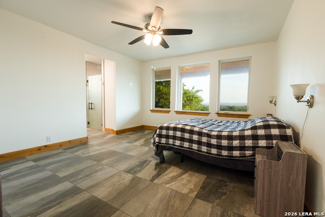 Image 12 of 29 For 525 Windmill Dr