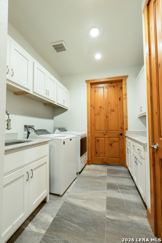 Image 14 of 29 For 525 Windmill Dr