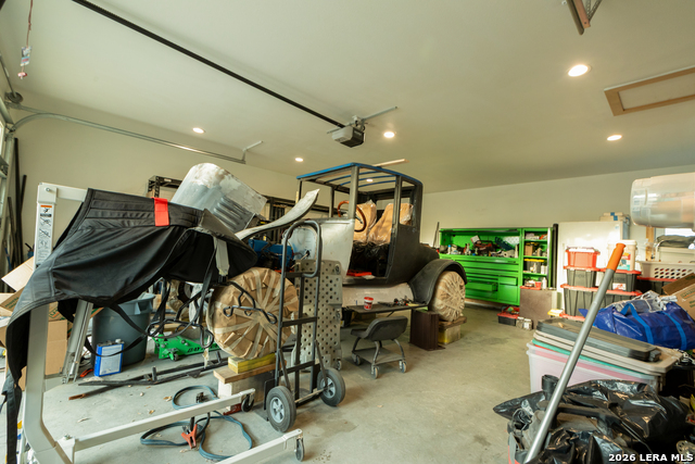 Image 18 of 29 For 525 Windmill Dr