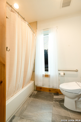 Image 21 of 29 For 525 Windmill Dr