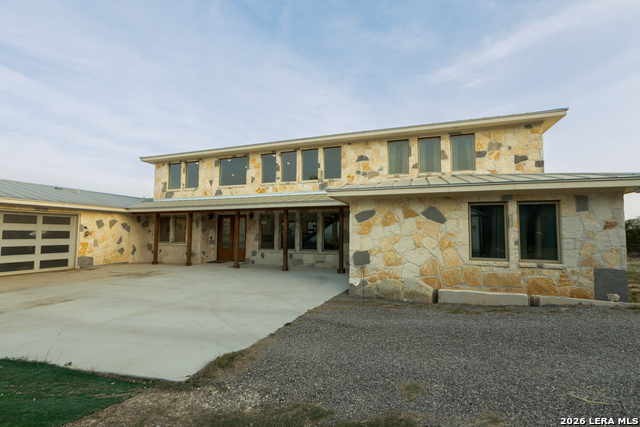 Image 3 of 29 For 525 Windmill Dr