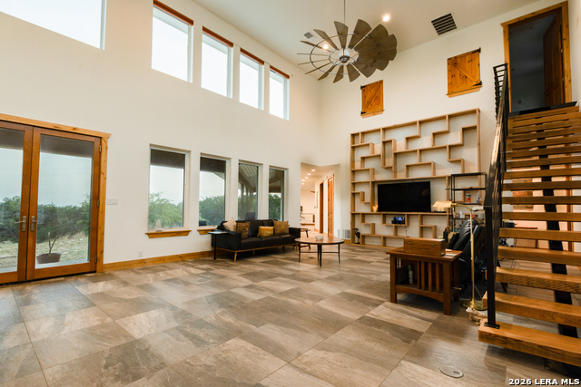 Image 8 of 29 For 525 Windmill Dr