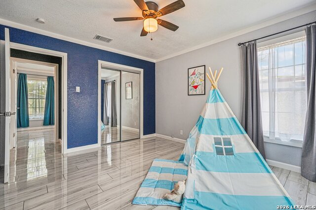 Image 22 of 39 For 339 Future Dr