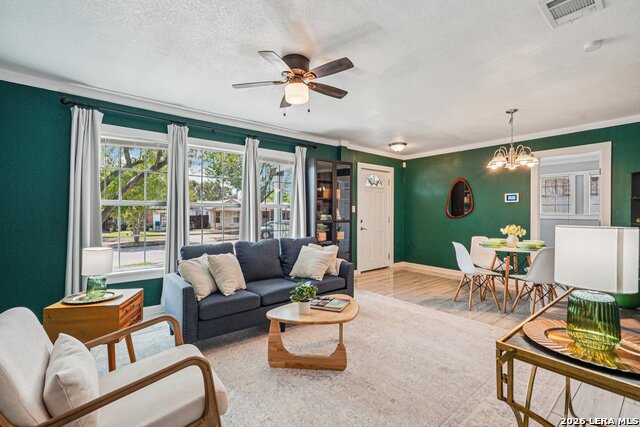 Image 7 of 39 For 339 Future Dr