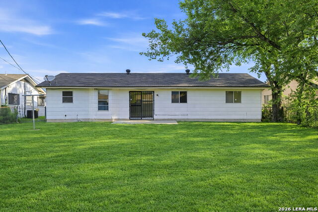 Image 17 of 19 For 4606 Hollyspring Drive