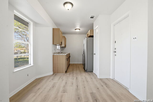 Image 6 of 19 For 4606 Hollyspring Drive