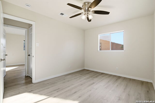 Image 8 of 19 For 4606 Hollyspring Drive