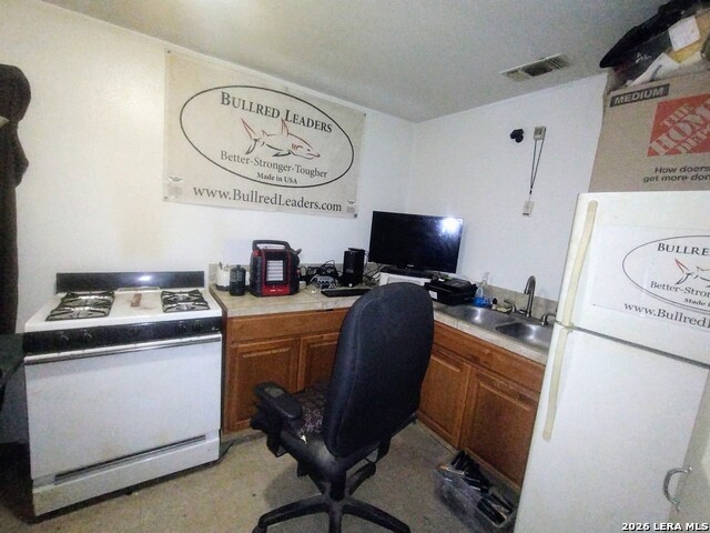 Image 12 of 14 For 3523 Laredo St S