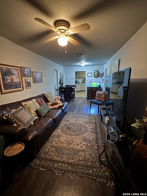 Image 7 of 14 For 3523 Laredo St S