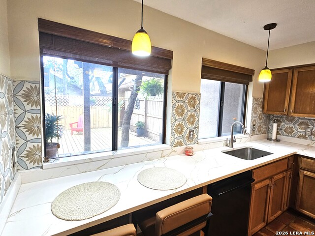 Image 5 of 71 For 3410 River Path St