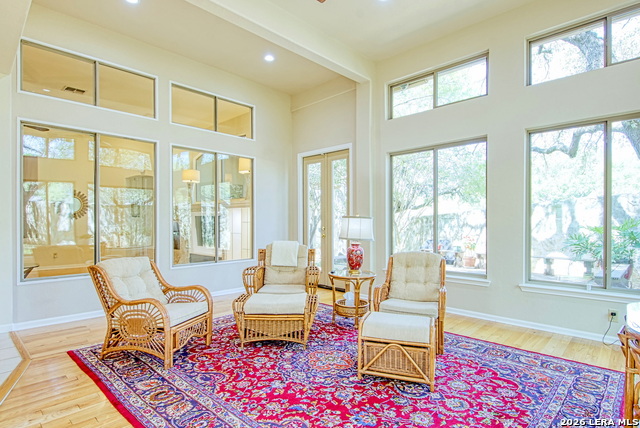 Listing photo id 16 for 3607 Rustling Oaks