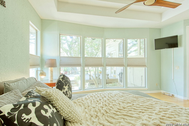 Listing photo id 21 for 3607 Rustling Oaks