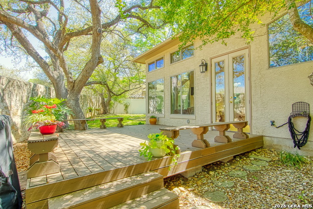 Listing photo id 35 for 3607 Rustling Oaks