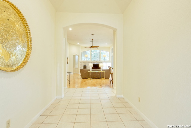 Listing photo id 4 for 3607 Rustling Oaks