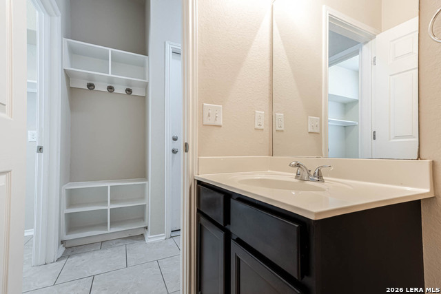 Image 34 of 38 For 8715 Dove Oak Ln