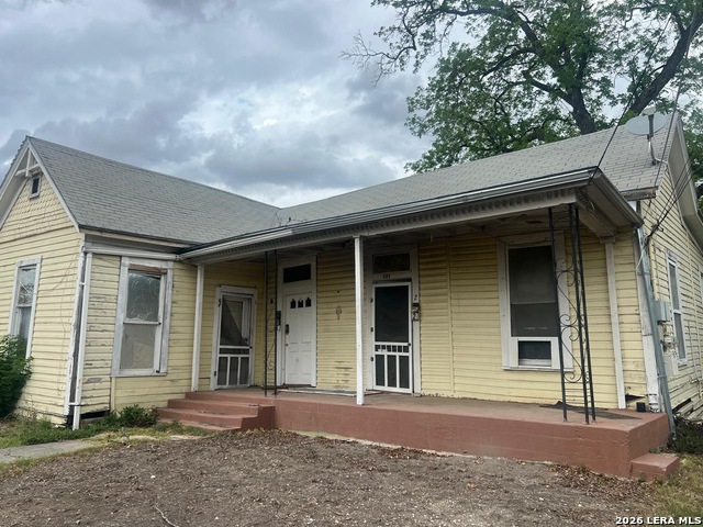 Image 2 of 25 For 221 Leigh  