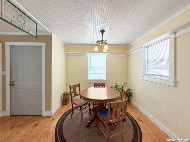 Image 13 of 39 For 462 Flatrock