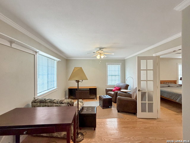 Image 23 of 39 For 462 Flatrock