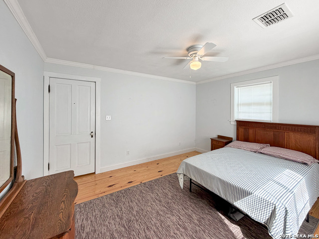 Image 26 of 39 For 462 Flatrock