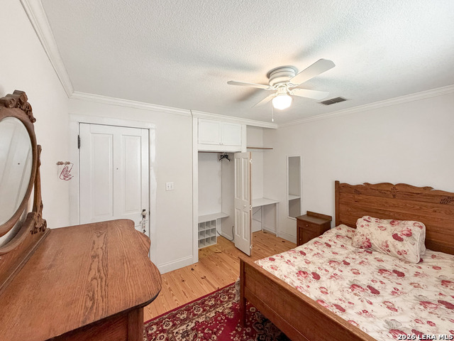 Image 28 of 39 For 462 Flatrock