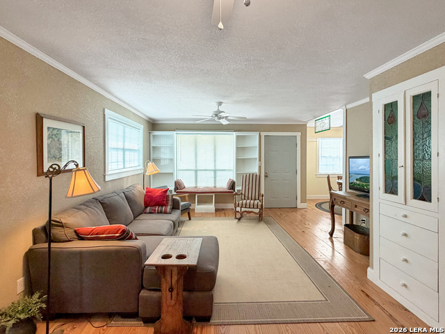 Image 5 of 39 For 462 Flatrock