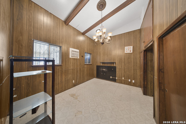 Image 14 of 28 For 2150 Summit Ave W