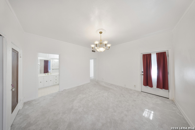 Image 21 of 28 For 2150 Summit Ave W