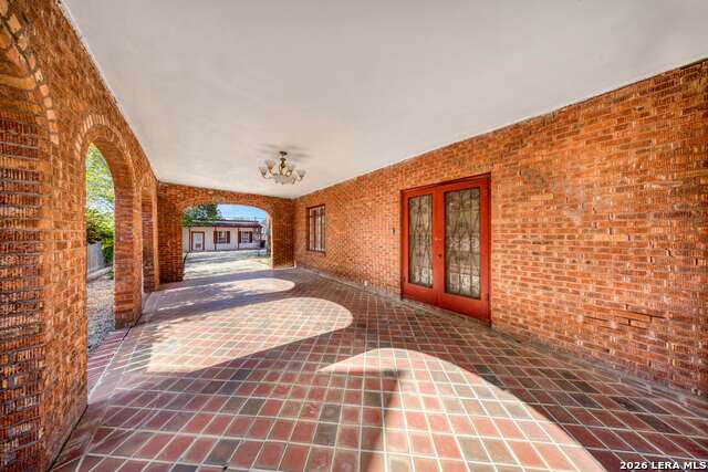 Image 23 of 28 For 2150 Summit Ave W