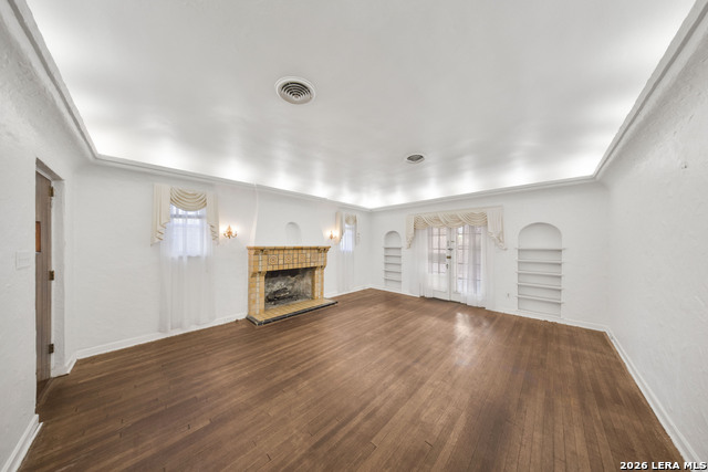 Image 5 of 28 For 2150 Summit Ave W