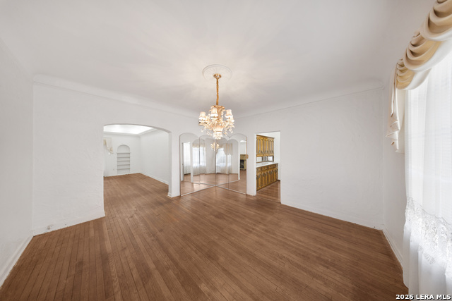 Image 7 of 28 For 2150 Summit Ave W