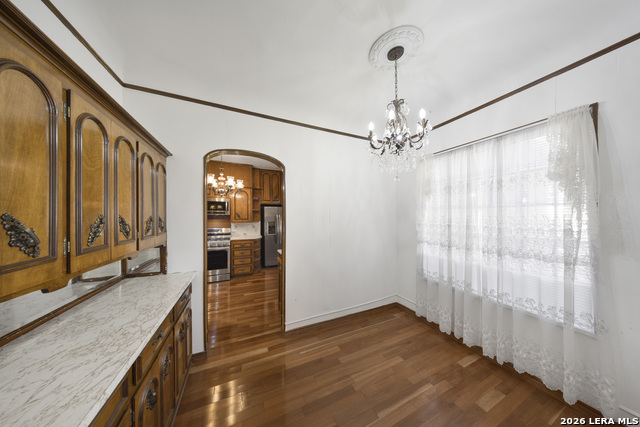 Image 8 of 28 For 2150 Summit Ave W