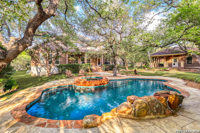 Image 33 of 41 For 8902 Sonata Court