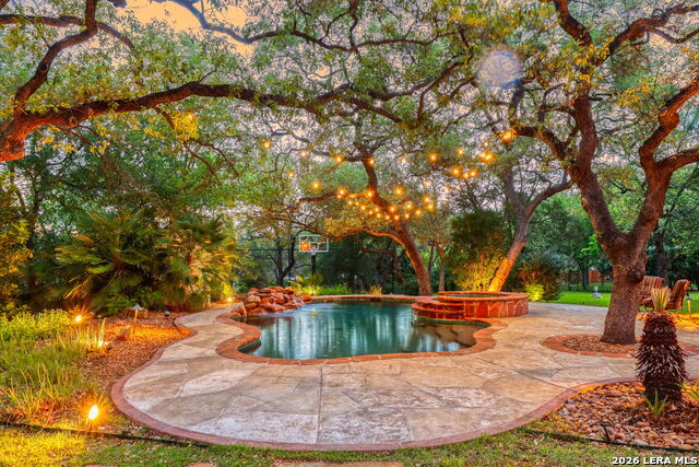 Image 4 of 41 For 8902 Sonata Court