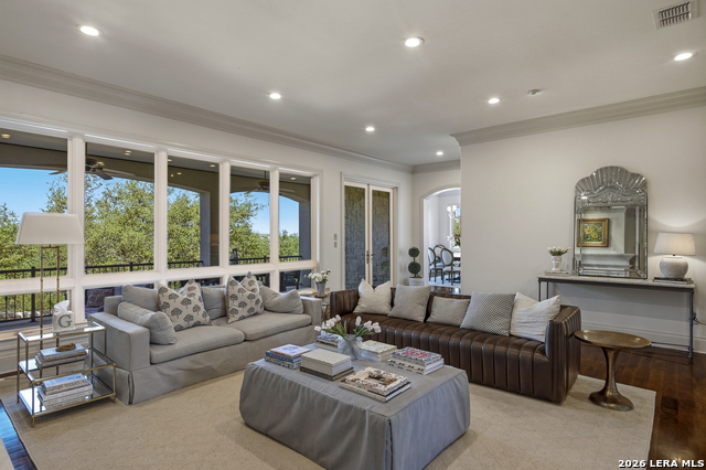 Image 12 of 90 For 52 Oakland Hills